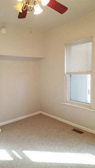 Diningroom View #2 - 524 N 33rd St