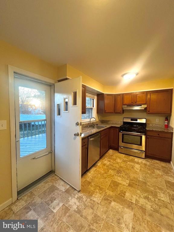 Building Photo - 1128 Howard Ave