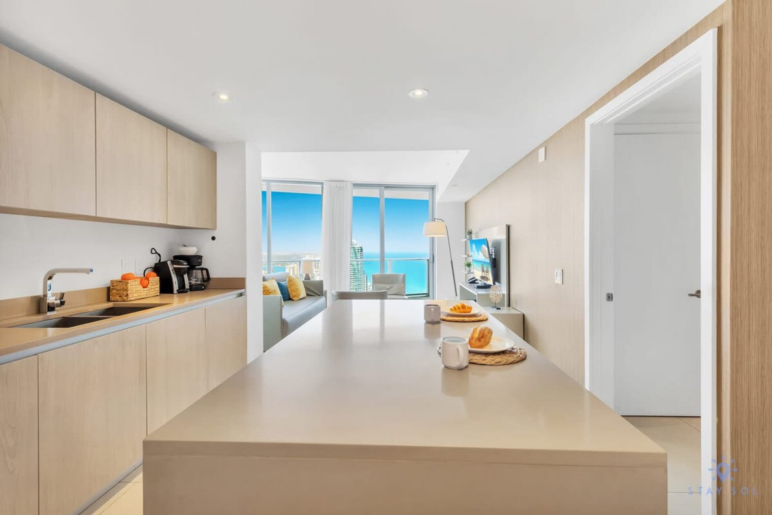 Building Photo - 4111 S Ocean Dr