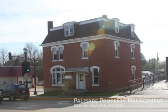 Building Photo - 195 E Main St