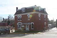 Building Photo - 195 E Main St