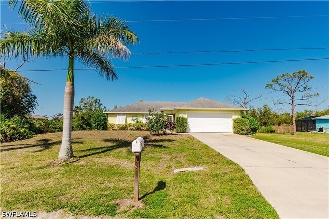 Building Photo - 11693 Oakland Dr