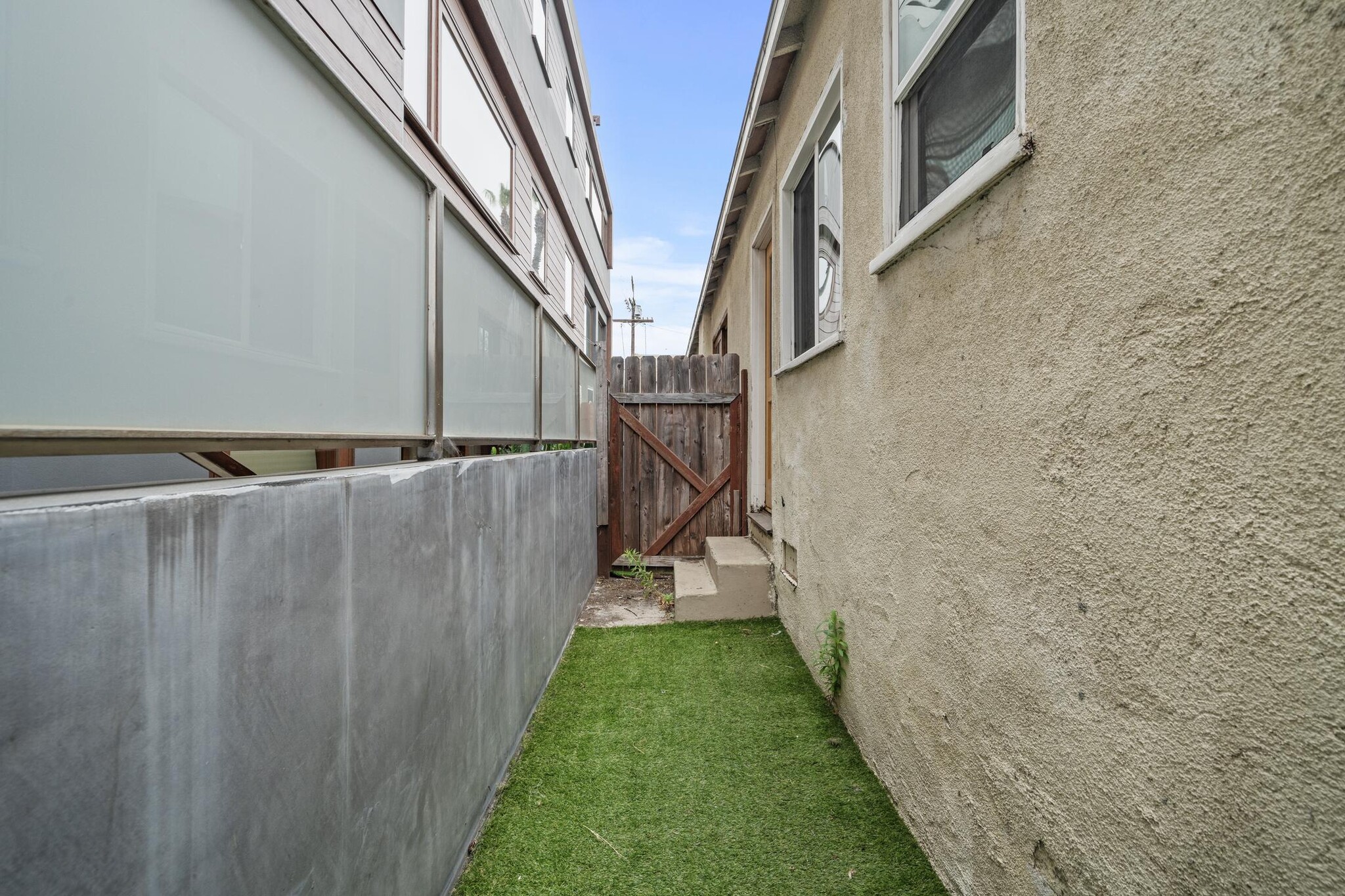 Building Photo - 1722 Abbot Kinney Blvd