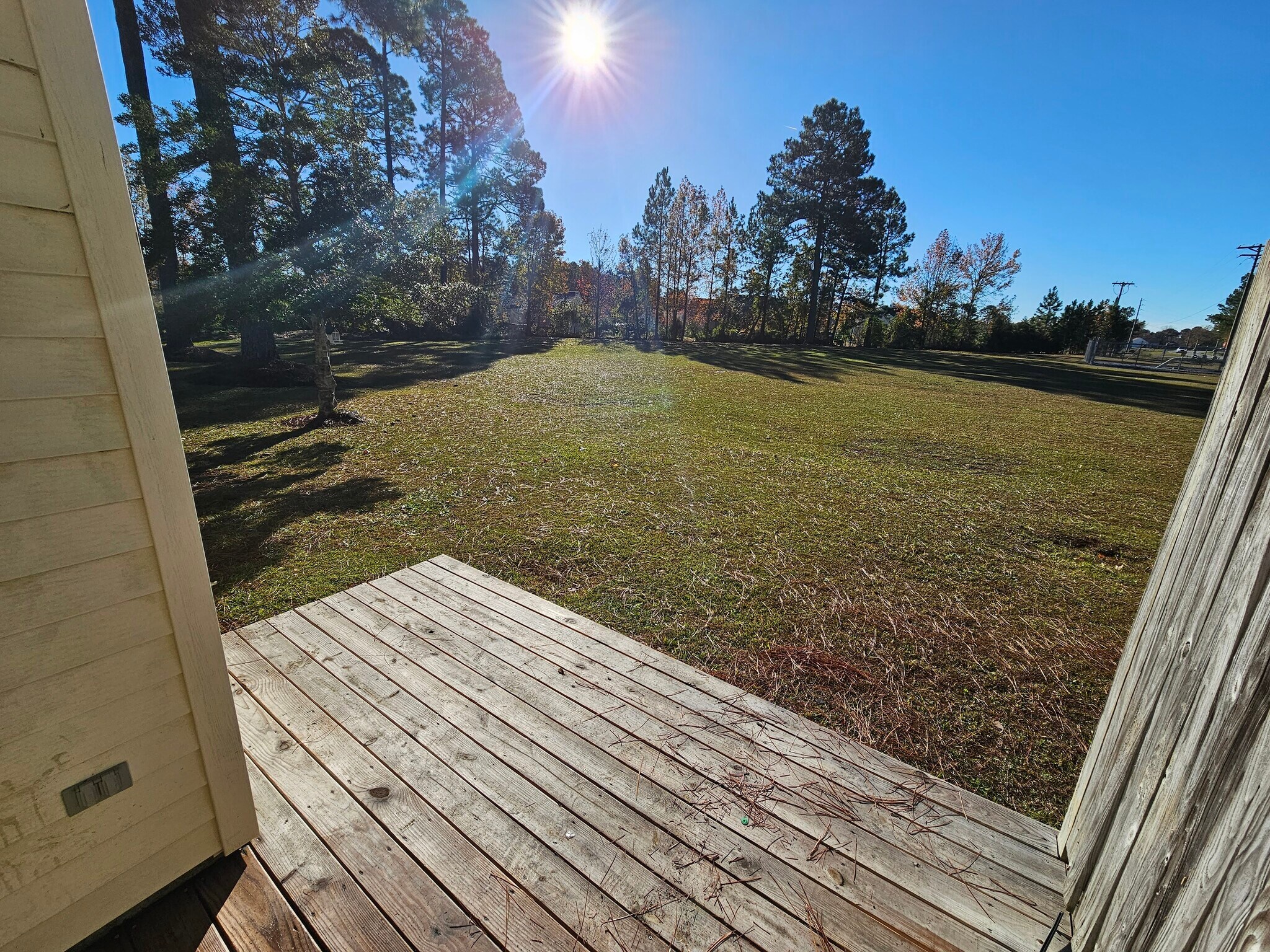 Building Photo - 102 Village Ct