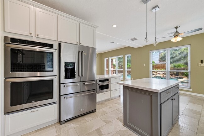 Building Photo - 2706 Blue Wind Ct