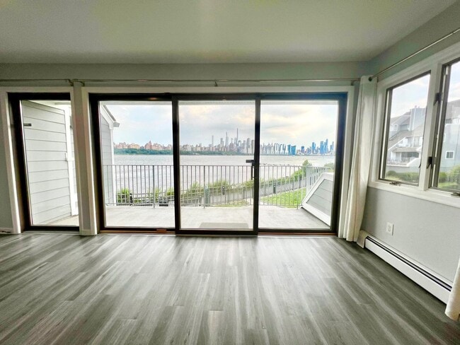 Building Photo - 4C Cove Ln