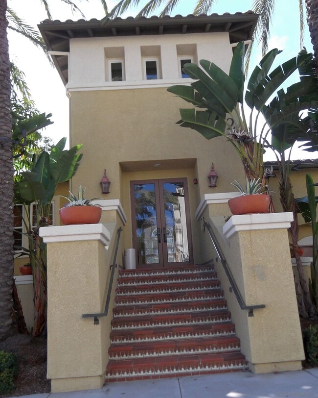 Building Photo - 3752 Mykonos Ln