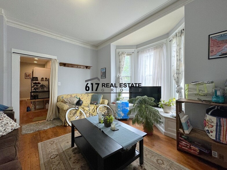 Building Photo - 119 Franklin St