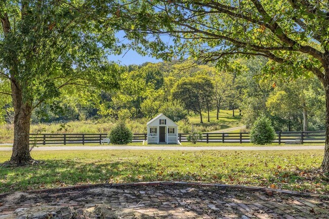 Building Photo - 7605 Nolensville Rd
