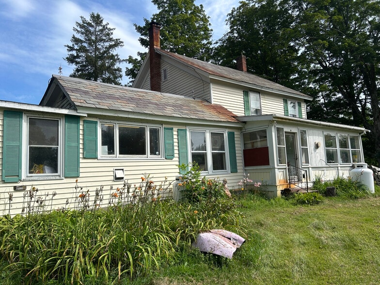 Building Photo - 19 Cary Rd
