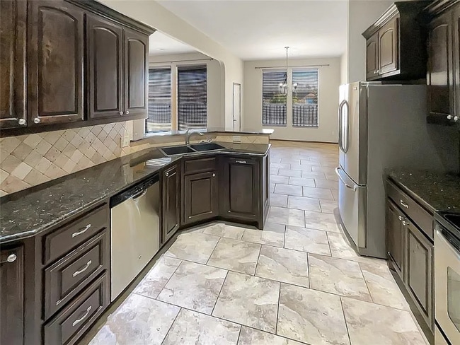 Building Photo - 9400 Shallow Lake Ct