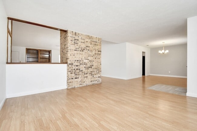 Building Photo - 2514 Trailside Ct