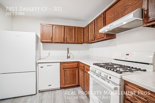 Building Photo - 7903 Dassett Ct