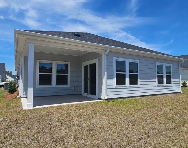 Building Photo - Long-Term Luxury Living – New Waterside Co...