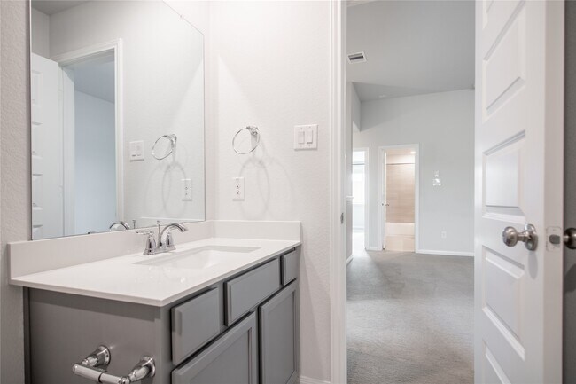 Building Photo - 3114 Trishelle Ct