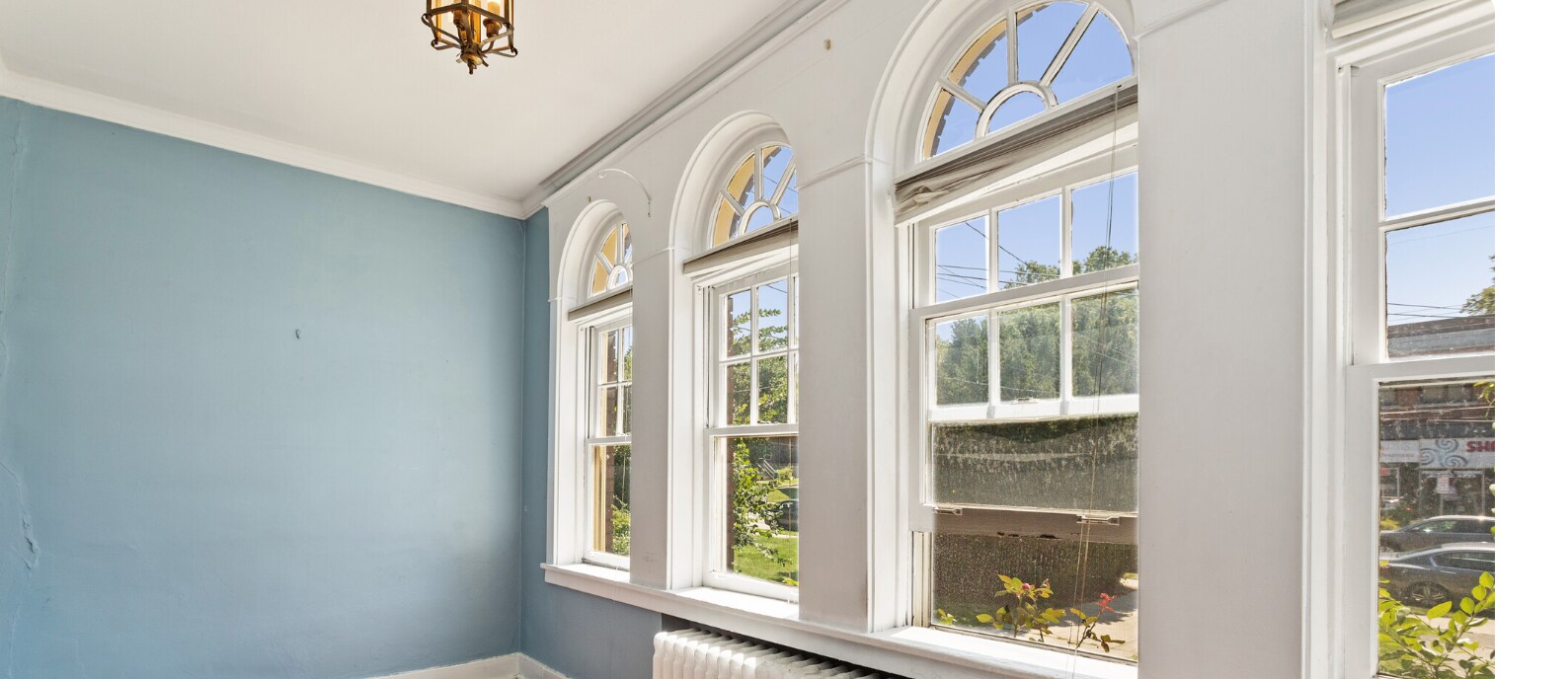 Sunroom - 5863 Northumberland St