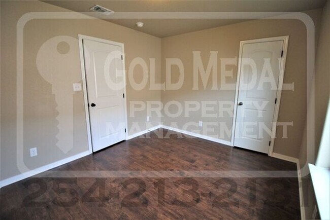 Building Photo - 1106 Grace Point Dr