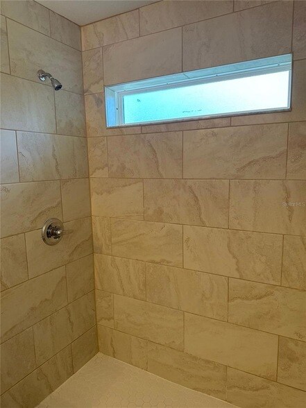 Building Photo - 4000 SW 139th St Rd