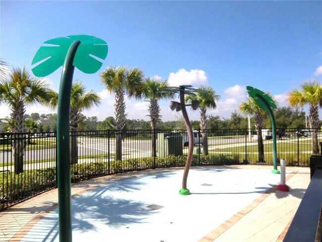 Building Photo - 15609 Water Spring Blvd