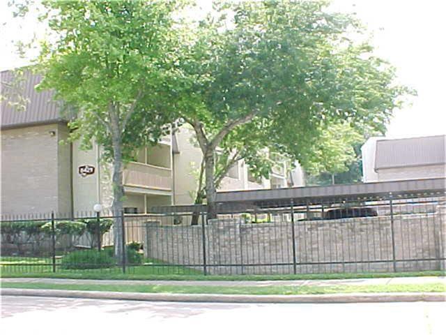 Building Photo - 8433 Hearth Dr