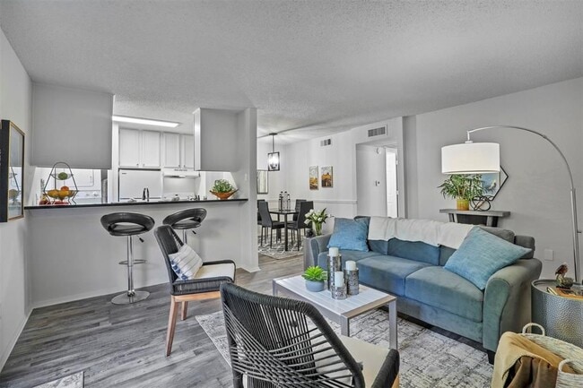 Building Photo - 1810 N Garrett-224.57