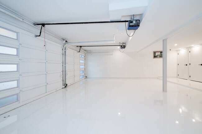 garage - 611 W 49th St