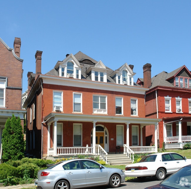 Primary Photo - 255 N Dithridge St