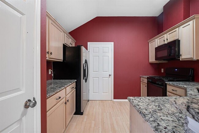 Building Photo - 3012 Hill St