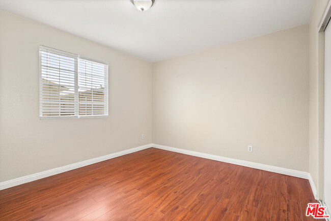 Building Photo - 9155 Cedros Ave
