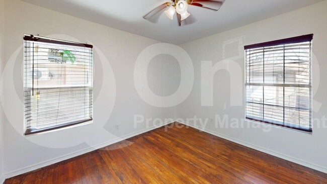 Building Photo - 1539 Yucca Dr