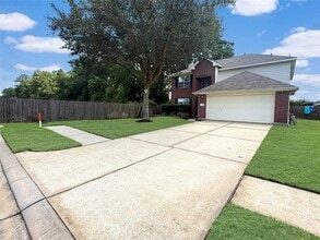 Building Photo - 21822 Pepperberry Trail