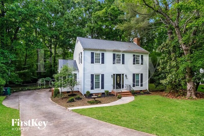 Building Photo - 7625 Summerwood Ln