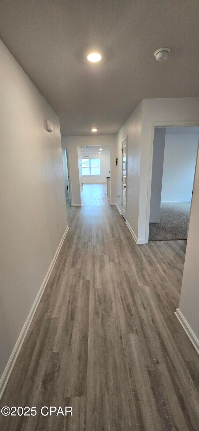 Building Photo - 6472 Slabinski Ln