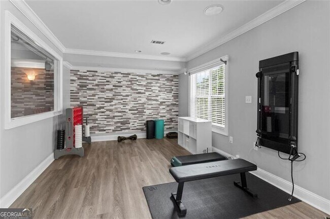 Building Photo - 1599 Gaylor Cir SE