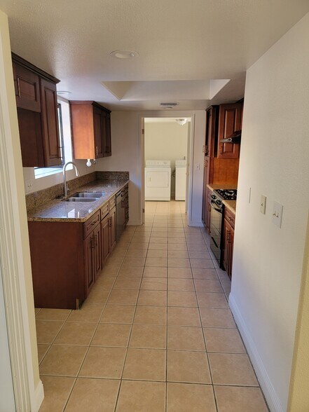 Building Photo - 3831 Bresee Ave