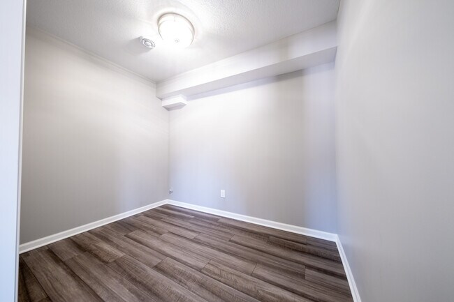 Building Photo - 6668 Coach House Ln