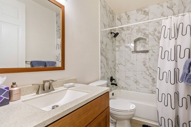 Building Photo - Furnished 2 Bedroom Condo at Kona Sea Ridge