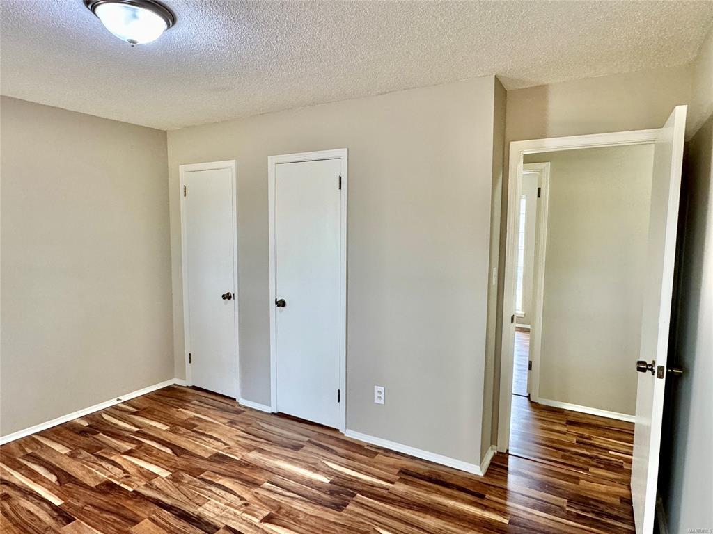 Building Photo - 523 Placid Dr