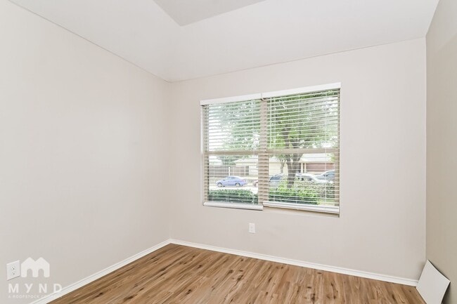 Building Photo - 1819 Sea Gull Dr