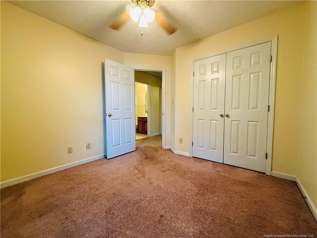 Building Photo - 5086 Summer Ridge Rd