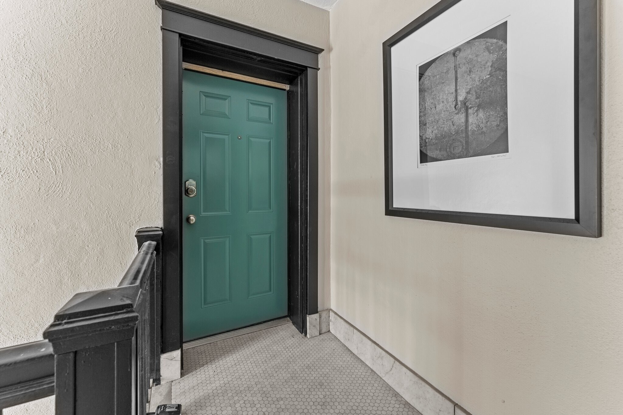 Building Photo - 7350 Amherst Ave