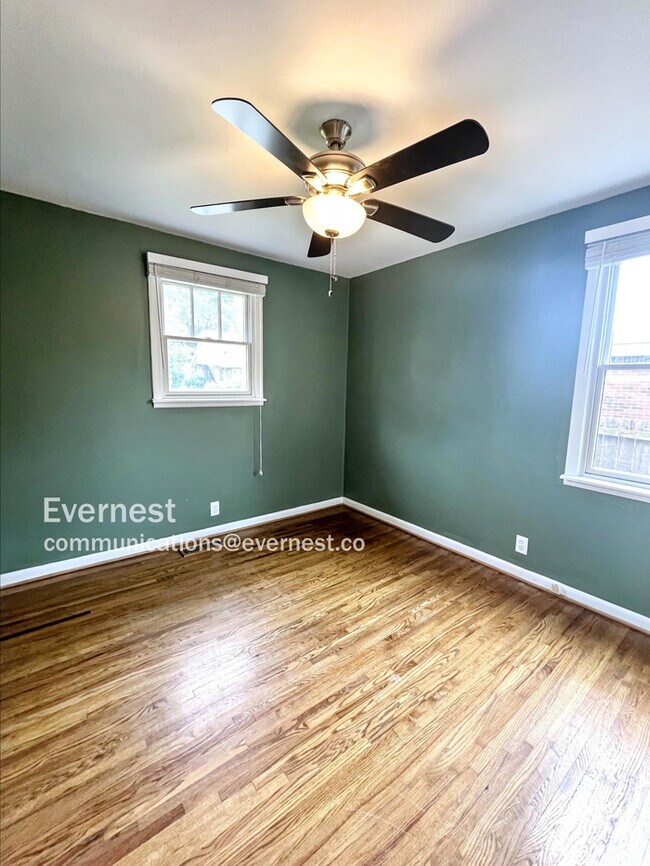 Building Photo - 1020 Delmas Ave
