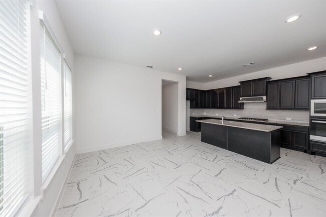 Building Photo - 31815 Pecan Mdw Ln