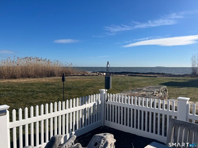 Building Photo - 624 Vineyard Point Rd