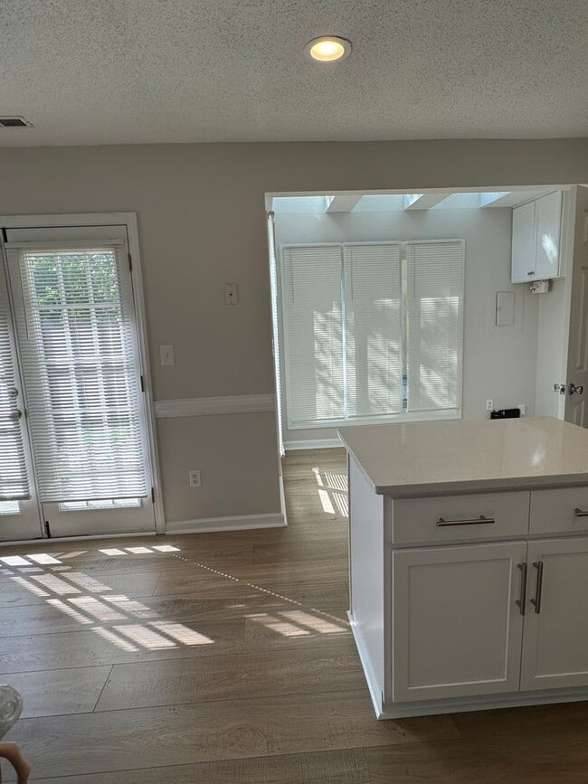 Building Photo - Yorkshire Downs Townhome