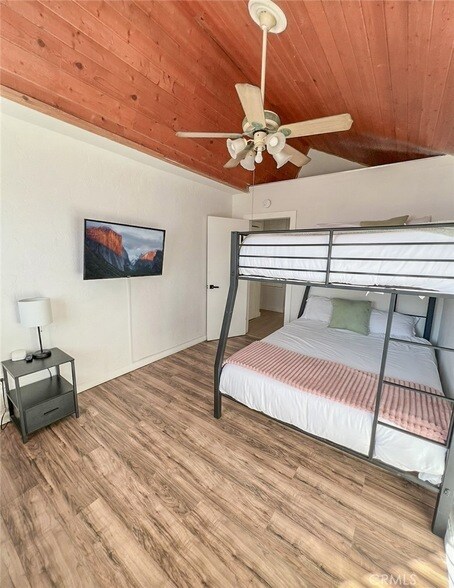 Building Photo - 80940 Shenandoah Ave