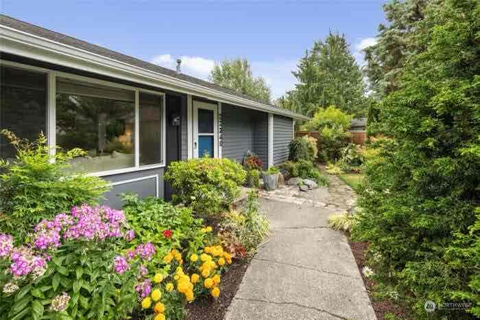 Building Photo - 33240 37th Pl SW