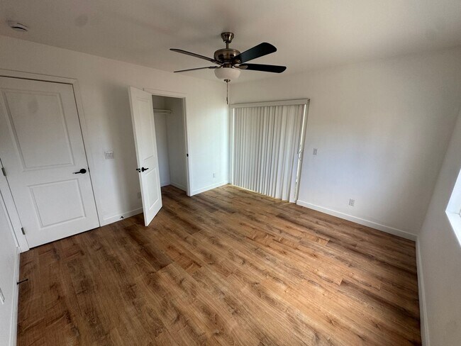Building Photo - 6737-43 Thomson Ct.