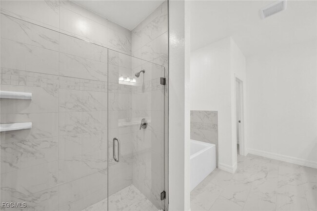 Building Photo - 1145 NW 27th Ct