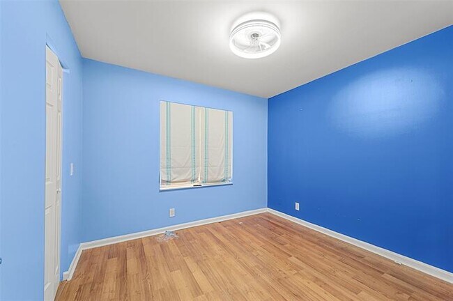 Building Photo - 4227 Sabal Ridge Cir